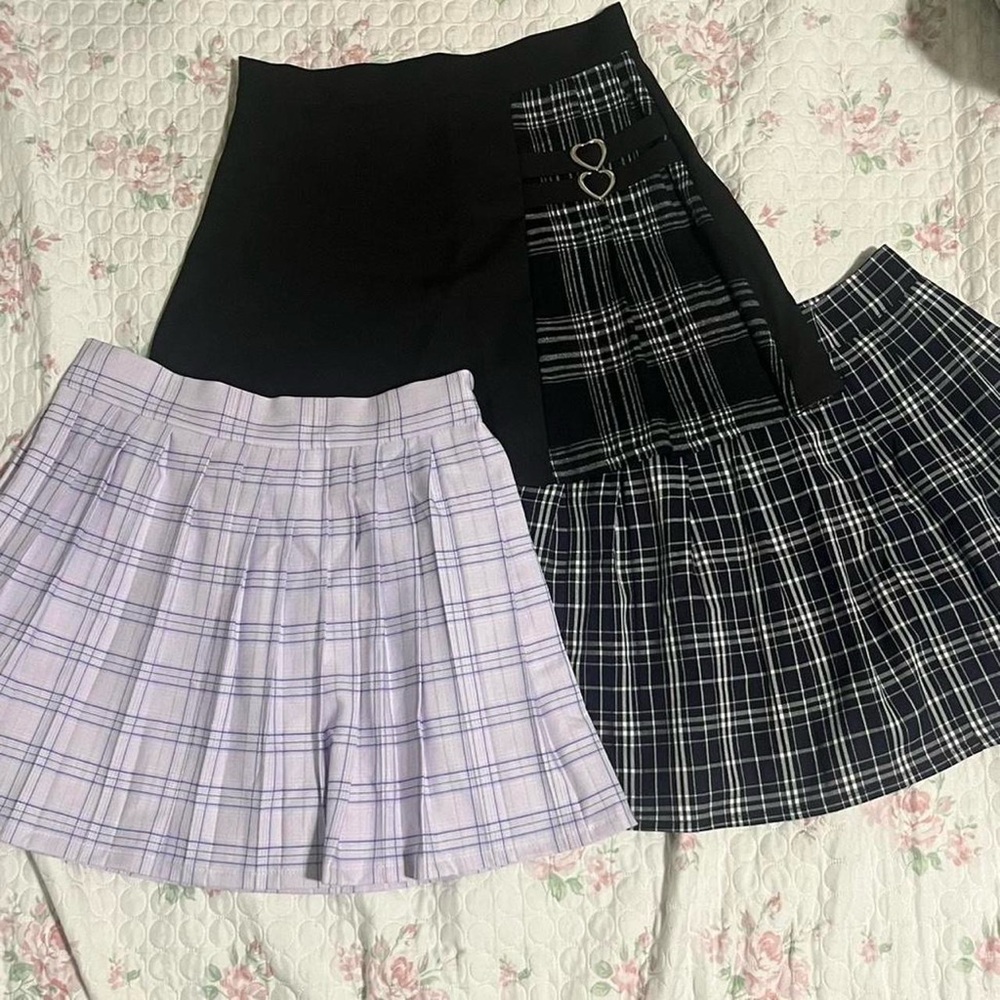 Plaid and Solid Skirt Set!